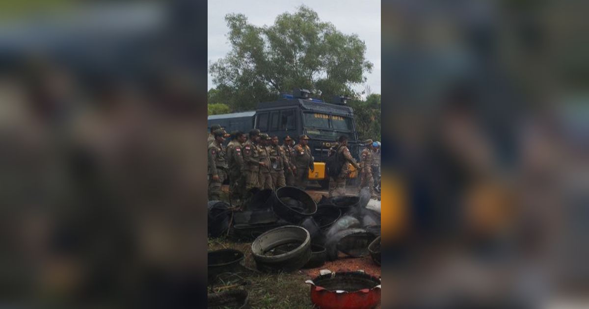 Warga Rempang Batam Bentrok dengan Petugas Gabungan, Terjadi Lemparan Batu dan Tembakan Gas Air Mata