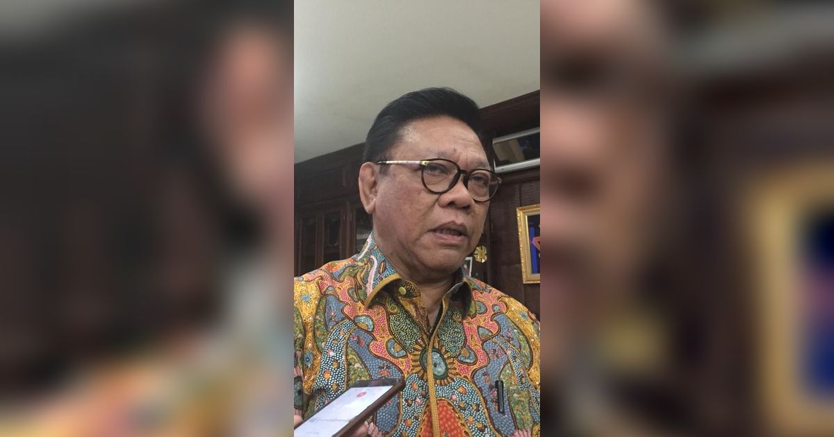 Agung Laksono: Golkar Tak Bisa Larang Ridwan Kamil Jadi Cawapres Ganjar!