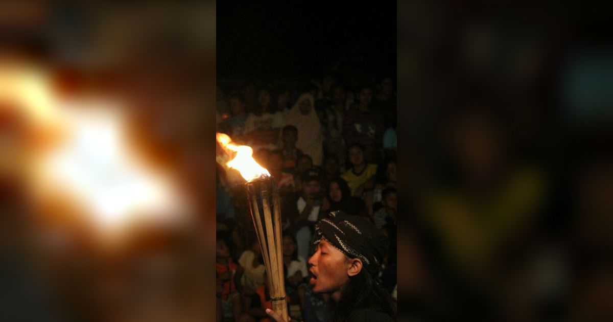 Mengenal Sandur Bojonegoro Tuban, Hiburan Petani usai Seharian Kerja Pentasnya hingga Dini Hari