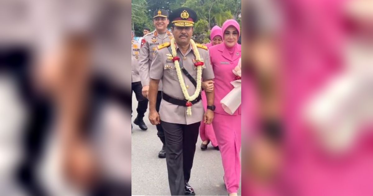 Momen Pelepasan Jenderal Polisi Masuk Masa Pensiun, Dikawal Langsung Jenderal Polri Keturunan Nabi Muhammad