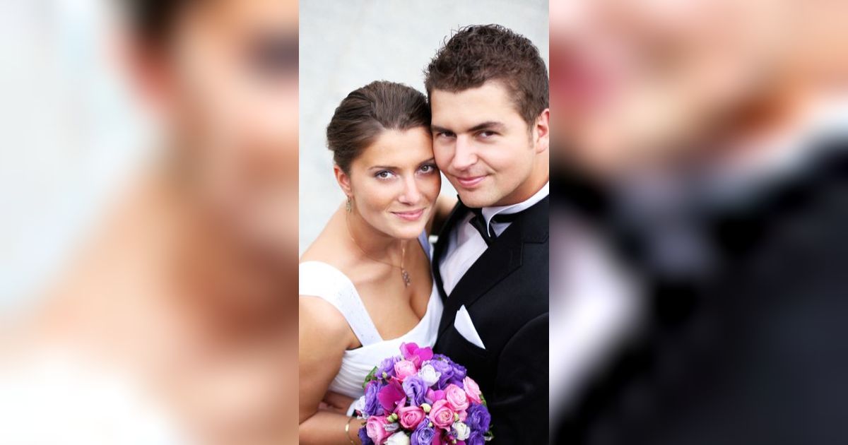 70 Kata-Kata Ucapan Happy Wedding Paling Berkesan & Beri Pesan Mendalam