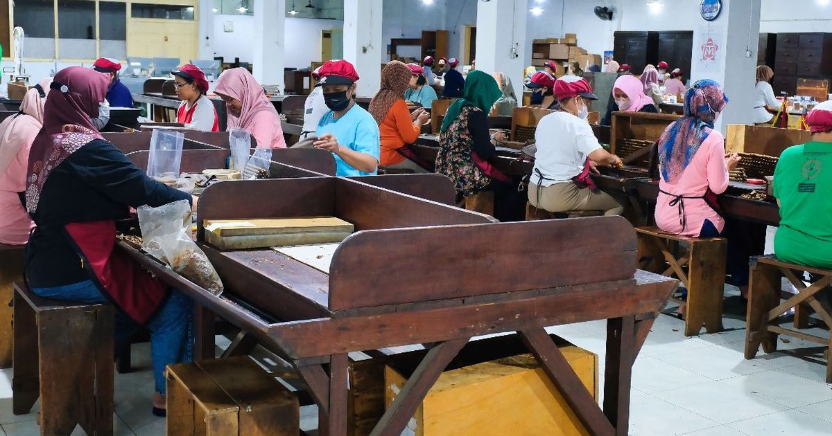 Di Balik Hari Anak Nasional, Ada Jutaan Anak Indonesia Kecanduan Rokok