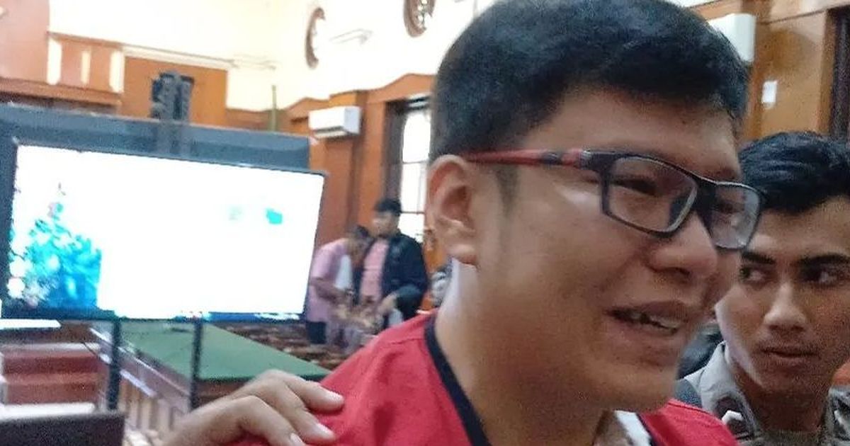 Rieke PDIP Ngamuk Ronald Tannur yang Bunuh Pacarnya Bebas: Mau Anak Dewan, Pejabat, Enggak Boleh Bebas!