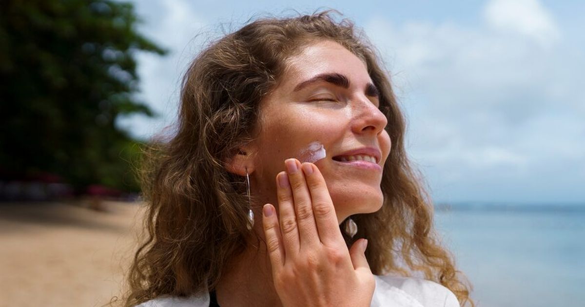 Mau Pakai Sunscreen? Ini Waktu yang Tepat untuk Menggunakannya Supaya Kulit Lebih Sehat