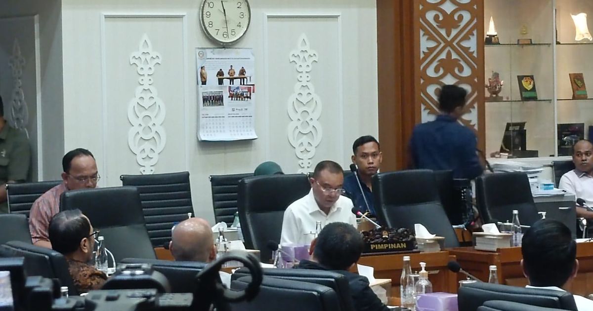 Wihadi Gantikan Supratman Jadi Ketua DPR RI, Dipimpin Langsung Dasco