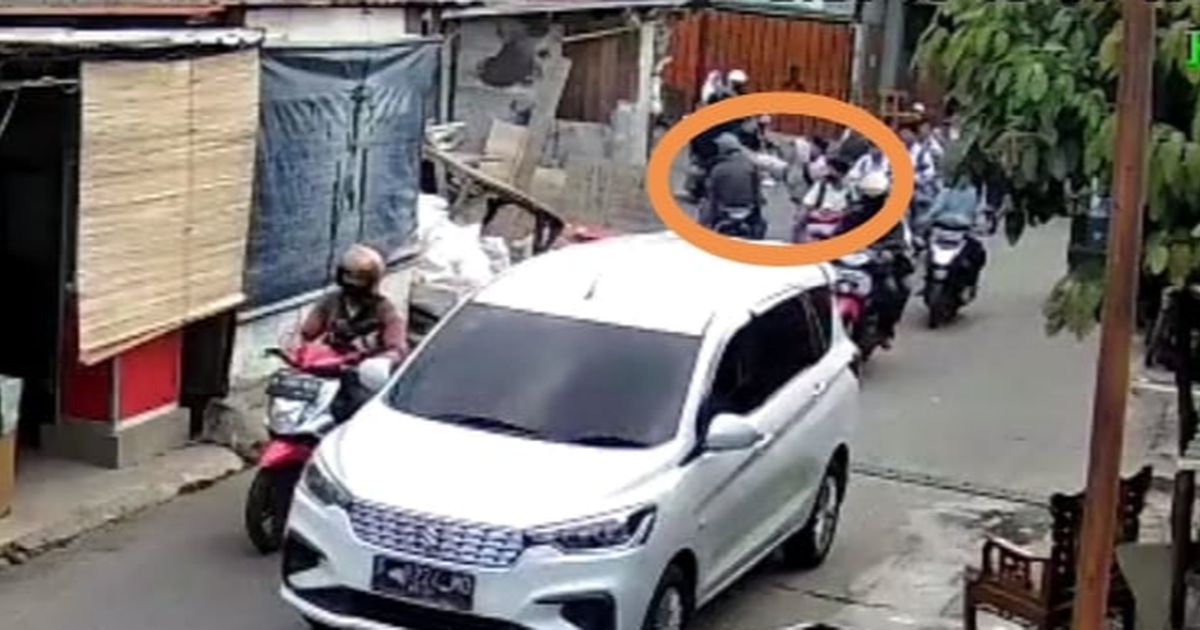 Berpapasan saat Pulang Sekolah, Pelajar di Kalideres Sabet Pelajar Lain Pakai Penggaris Besi