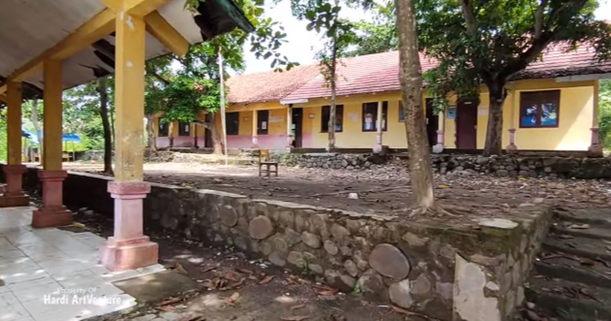 Bakal Dibangun Bendungan, Sekolah dan Deretan Rumah Penduduk Ini Kosong Sampai Terbengkalai