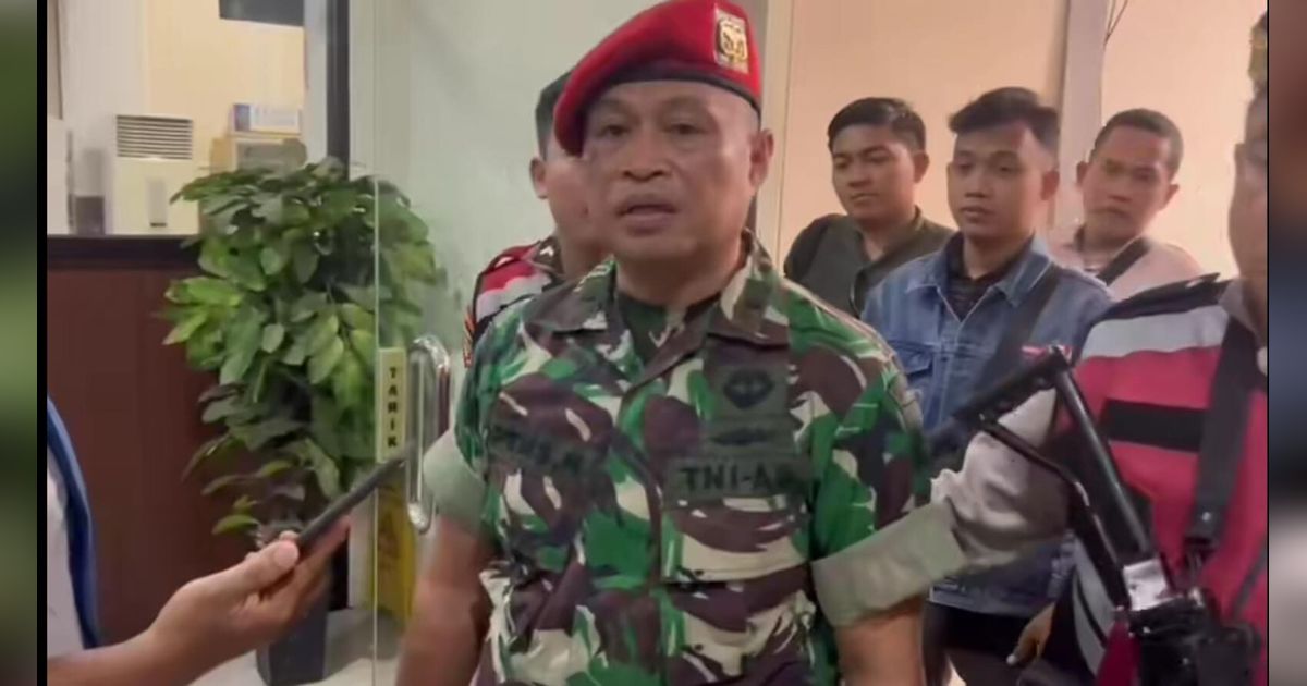 Terdakwa Kasus Penipuan Berseragam Loreng & Ngaku Kopassus Aktif Saat Sidang di PN Tangerang, Ini kata TNI AD