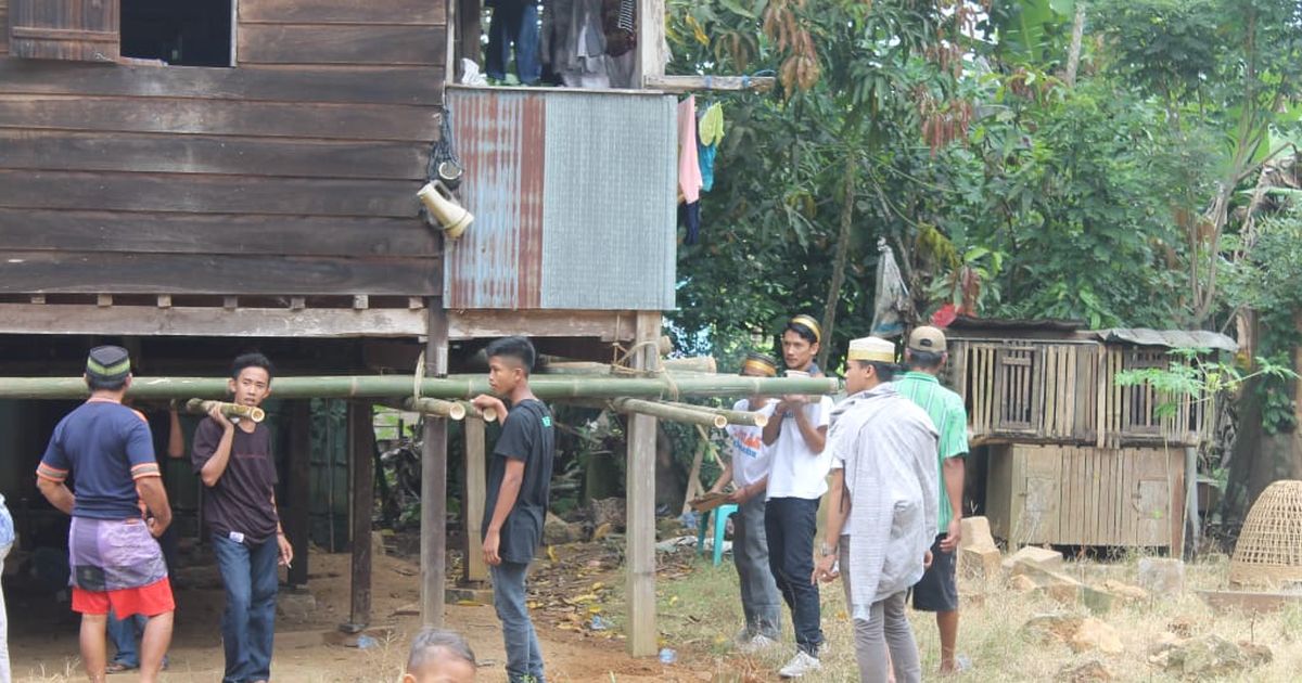 Mappalette Bola, Prosesi Gotong Royong Memindahkan Rumah Ala Masyarakat Suku Bugis