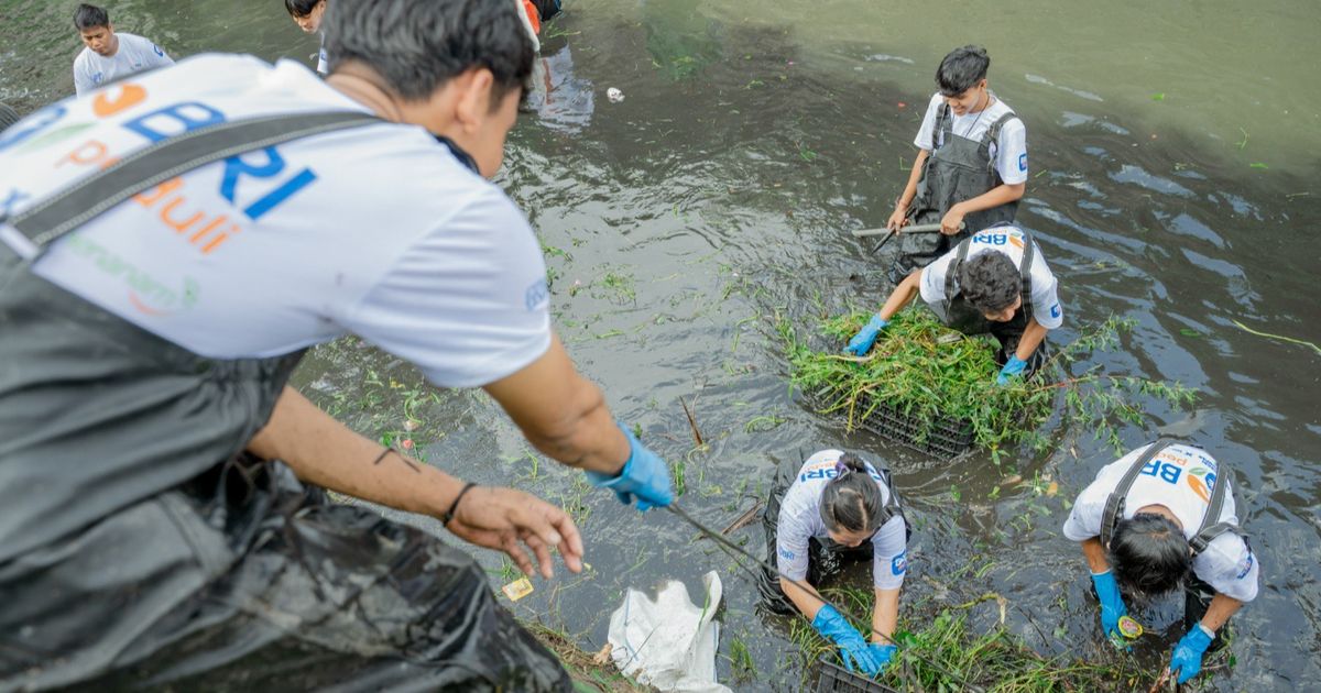 BRI Edukasi Masyarakat dalam Menjaga Kebersihan Lewat Program Jaga Sungai Jaga Kehidupan