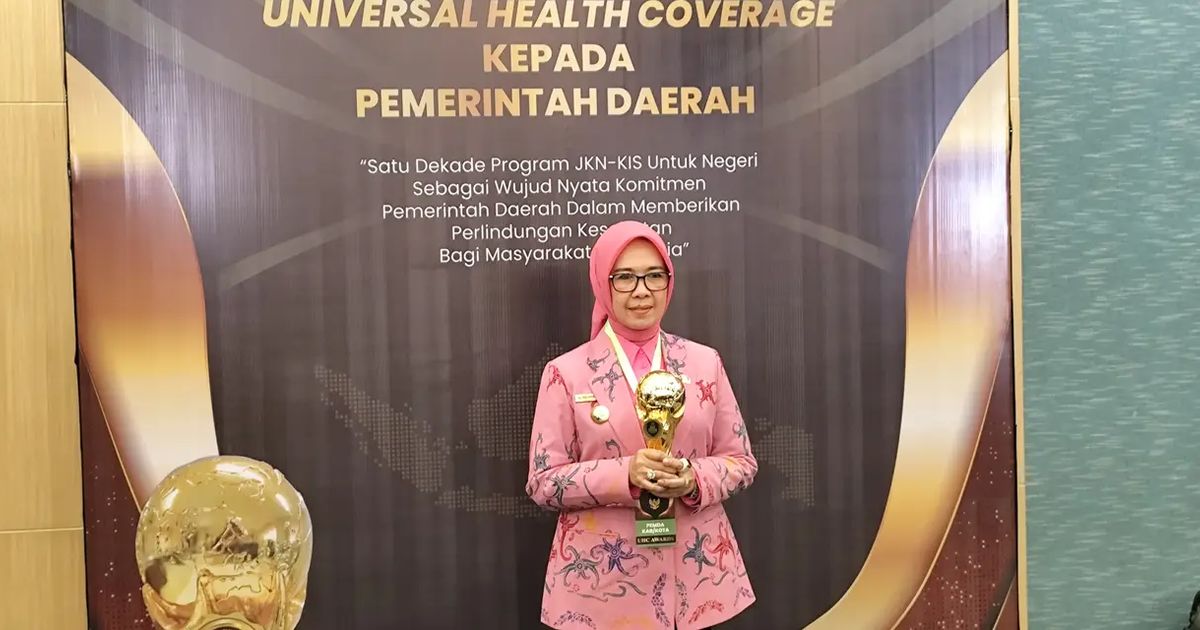 Pemkot Bontang Sabet Penghargaan UHC dari BPJS Kesehatan