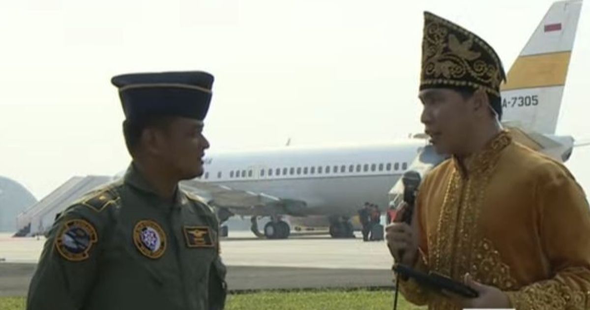 Cerita Mayor Pnb Kresna Pilot TNI AU Jalankan Misi Bersejarah Terbangkan Bendera Pusaka ke IKN