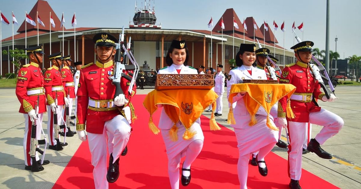 Jelang Upacara HUT RI, Bendera Merah Putih & Teks Proklamasi Tiba di IKN dan Disimpan di Istana Negara