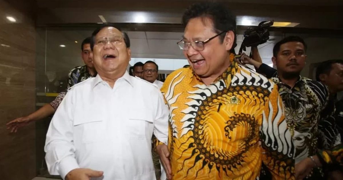 Jejak Politik Airlangga Hartarto yang Mundur dari Kursi Ketum Golkar