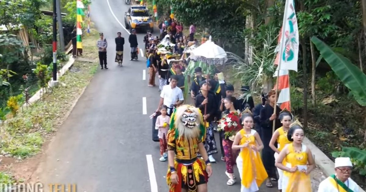 Mengunjungi Kampung Hindu di Pegunungan Banyumas, Suasananya Seperti di Bali