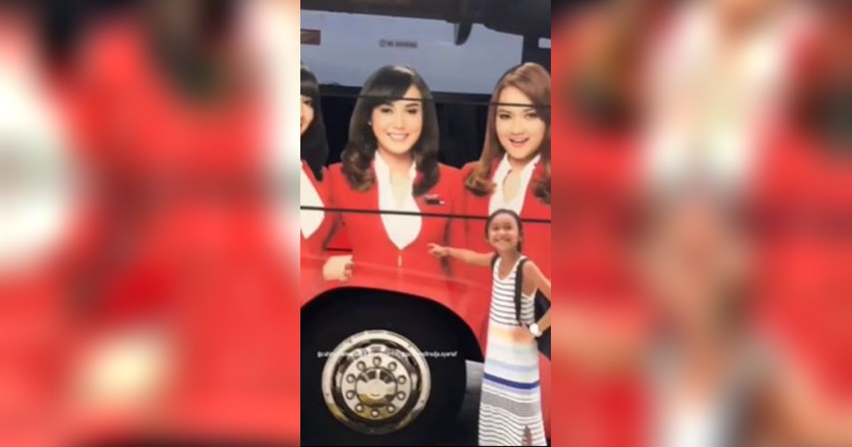 Ibunya Pramugari, Begini Reaksi Bocil Bertemu Sang 'Mommy' di Pesawat, Curi Perhatian