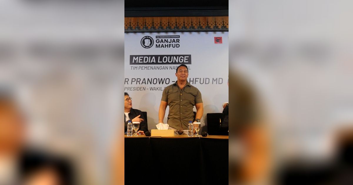 VIDEO: Keras Andika Eks Panglima di Tim Ganjar, Relawan Langsung Diserang Anggota TNI!