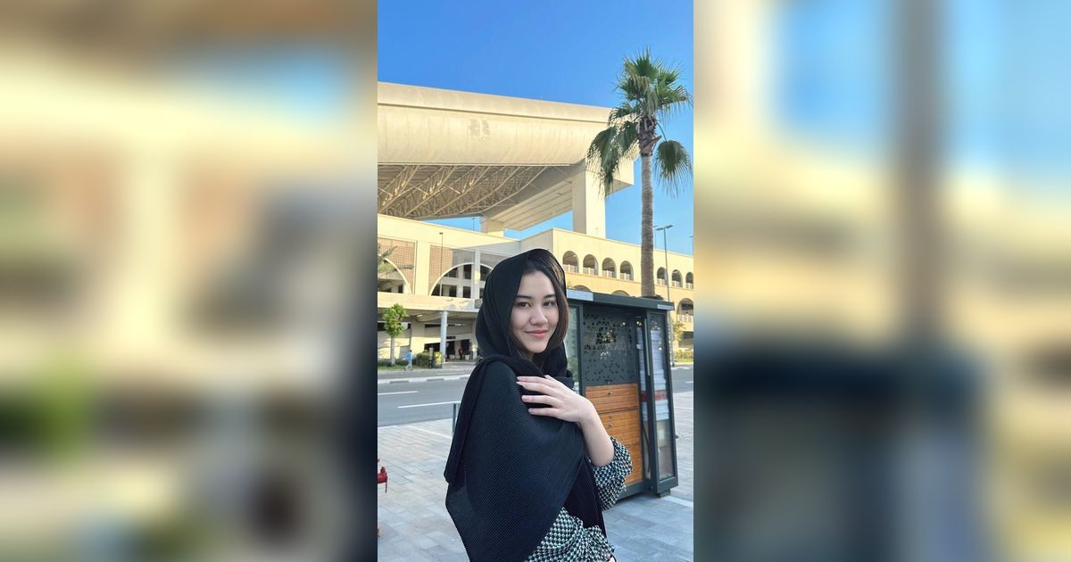 Menuai Cibiran Sejak Berangkat,Ini  Potret Aaliyah Massaid  Liburan di Dubai Sebelum Umrah - Tampil Cantik Bak Warga Lokal