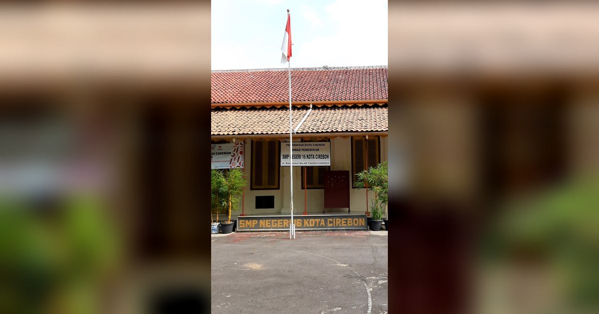 Kisah SMP N 16 Cirebon yang Bangunannya Bergaya Kerajaan Belanda, Dulu Jadi Sekolah Perempuan Pertama di Kota Udang