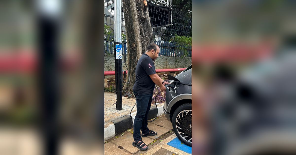 Tiang Listrik PLN Kini Bisa Jadi Tempat Charger Mobil Listrik, Begini Penampakannya