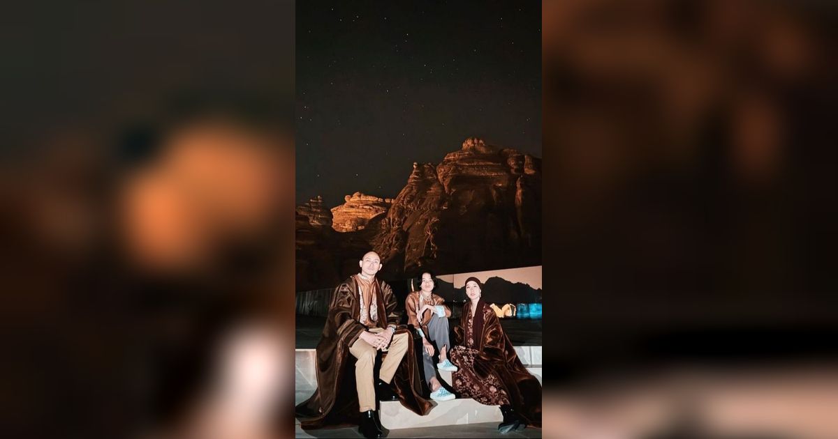 8 Gaya Artis Kunjungi Al Ula `Kota yang Dihindari Rasul`, Vidi Aldiano & Bunga Citra Lestari Dihujat