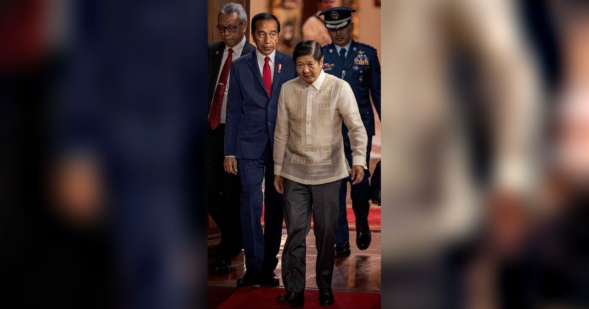 Jokowi Didemo Warga Filipina saat Bertemu Ferdinand Marcos, Ini yang Diminta