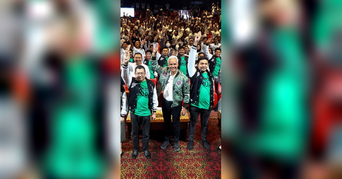 FOTO: Momen Ganjar Hadiri Deklarasi Relawan NAGA, Luncurkan Gerakan Tanam 1 Juta Pohon