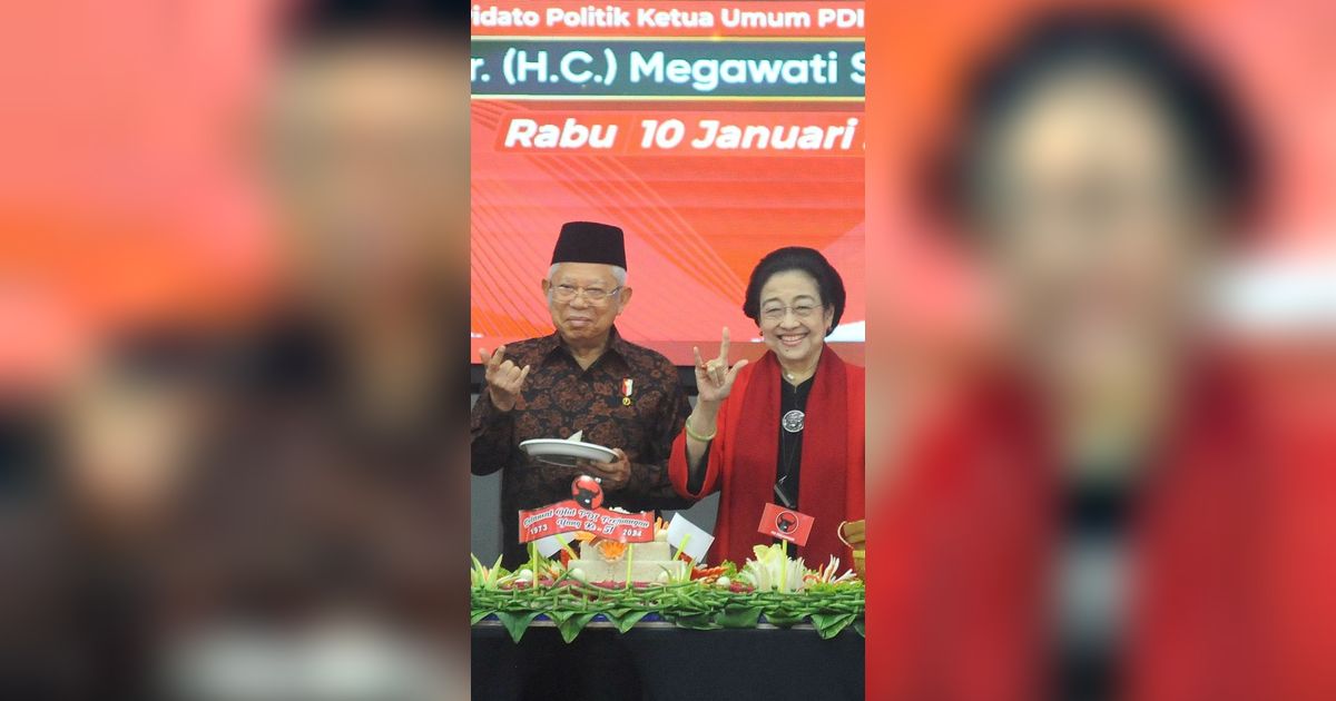 Puan Tanggapi Salam Metal Wapres Ma'ruf Amin di HUT PDIP: Artinya Merah Total