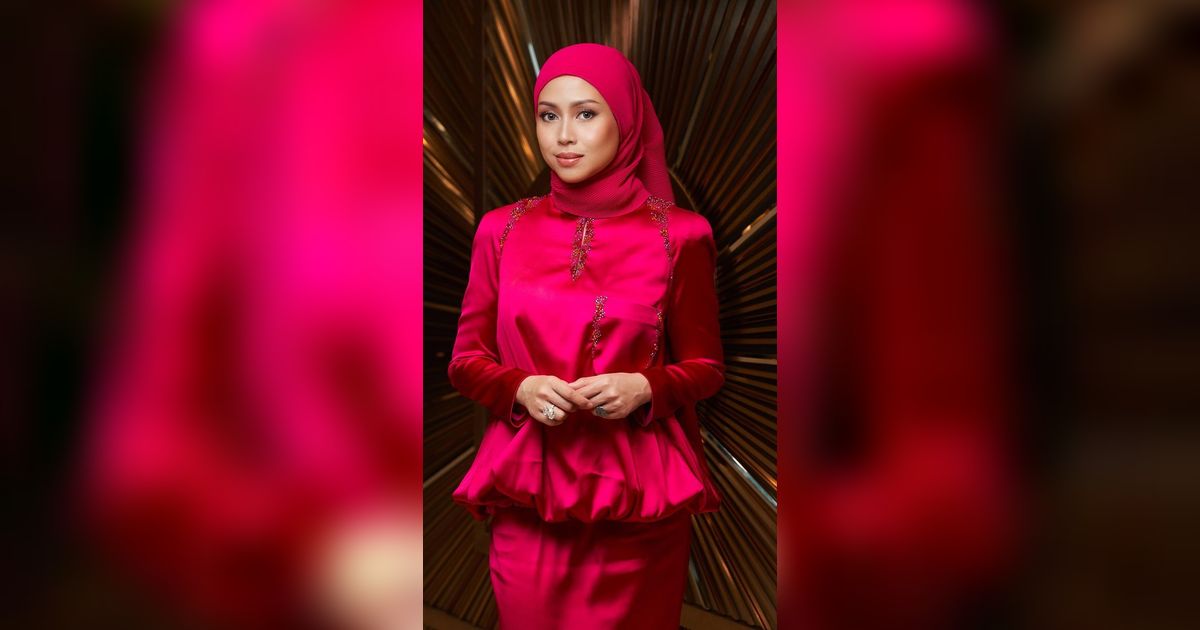 3 Look Glamor Azrinaz Mazhar, Mantan Istri Ketiga Sultan Brunei