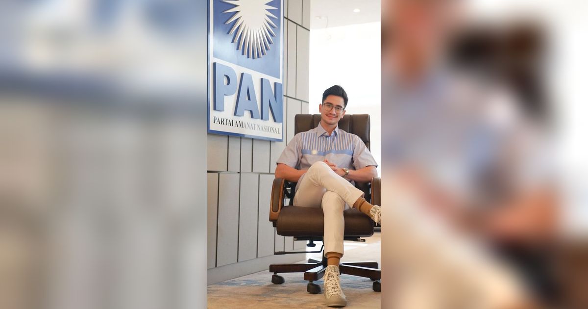 Deretan Potret Gaya Verrell Bramasta di Poster Kampanye Caleg, Mirip Cover Majalah!
