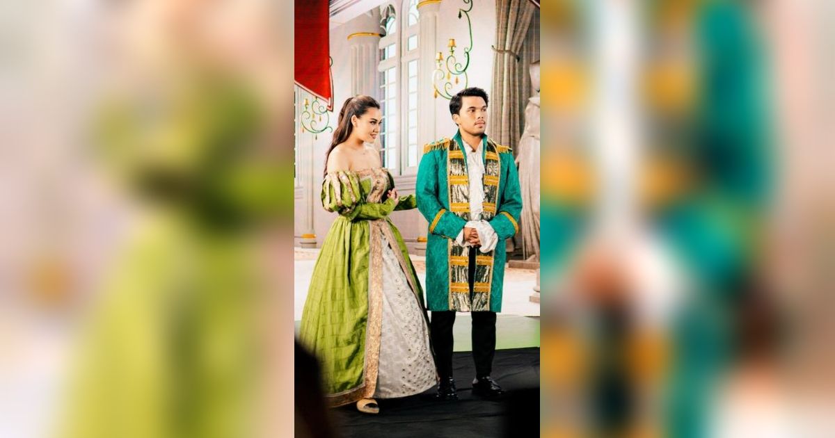 10 Potret Artis Ikut dalam Video Reply TikTok 2023, Kedipan Maut Fuji Bikin Thariq Salting!