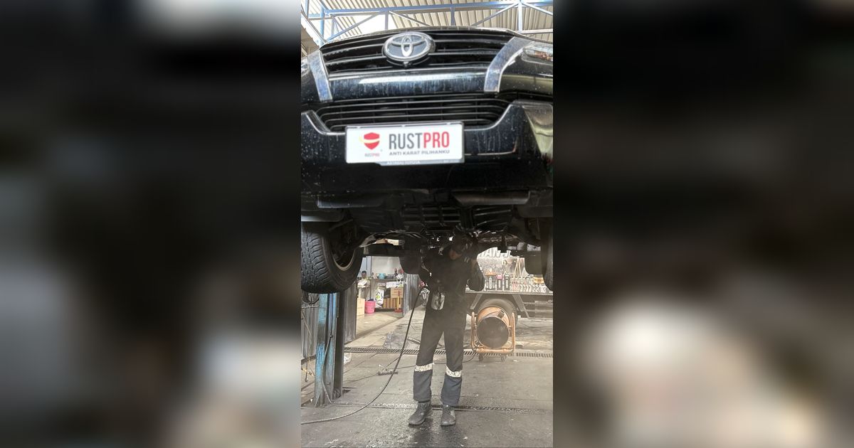 Cara Ampuh Cegah Mobil Berkarat, Pilih Cairan Anti Karat Berbahan Material Karet!