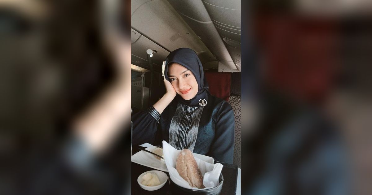 9 Potret Terbaru Anissa Aziza Istri Raditya Dika Kenakan Hijab, Bikin Pangling