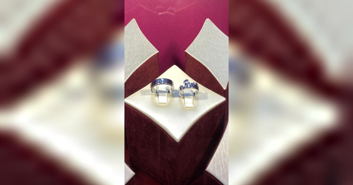 Koleksi Cincin Couple Berdesain Romantis, Bisa untuk Kekasih Hati