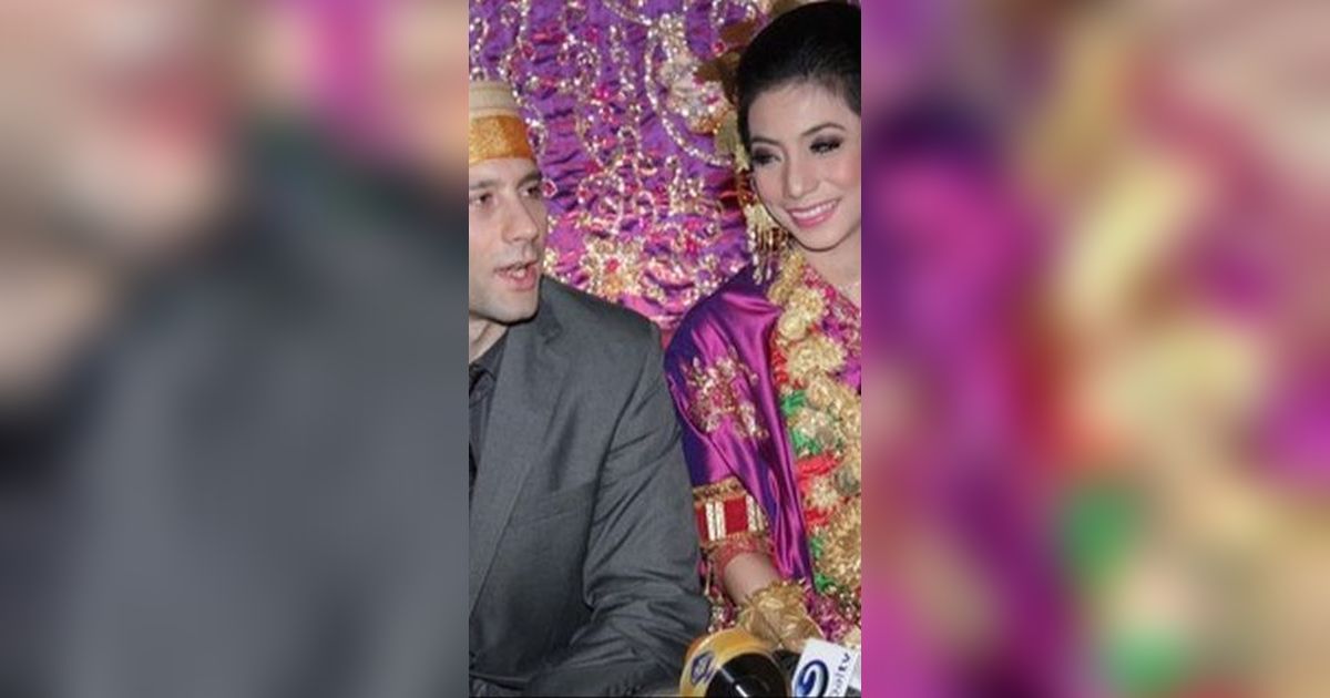 Mengejutkan, Siti KDI Ternyata Sudah Cerai dari Cem Perk Usai 12 Tahun Menikah