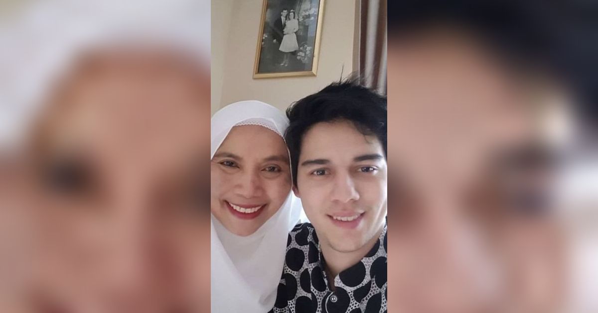 Potret Kebersamaan Maxime Bouttier dan Sang Mamah, Kini Tinggal Kenangan