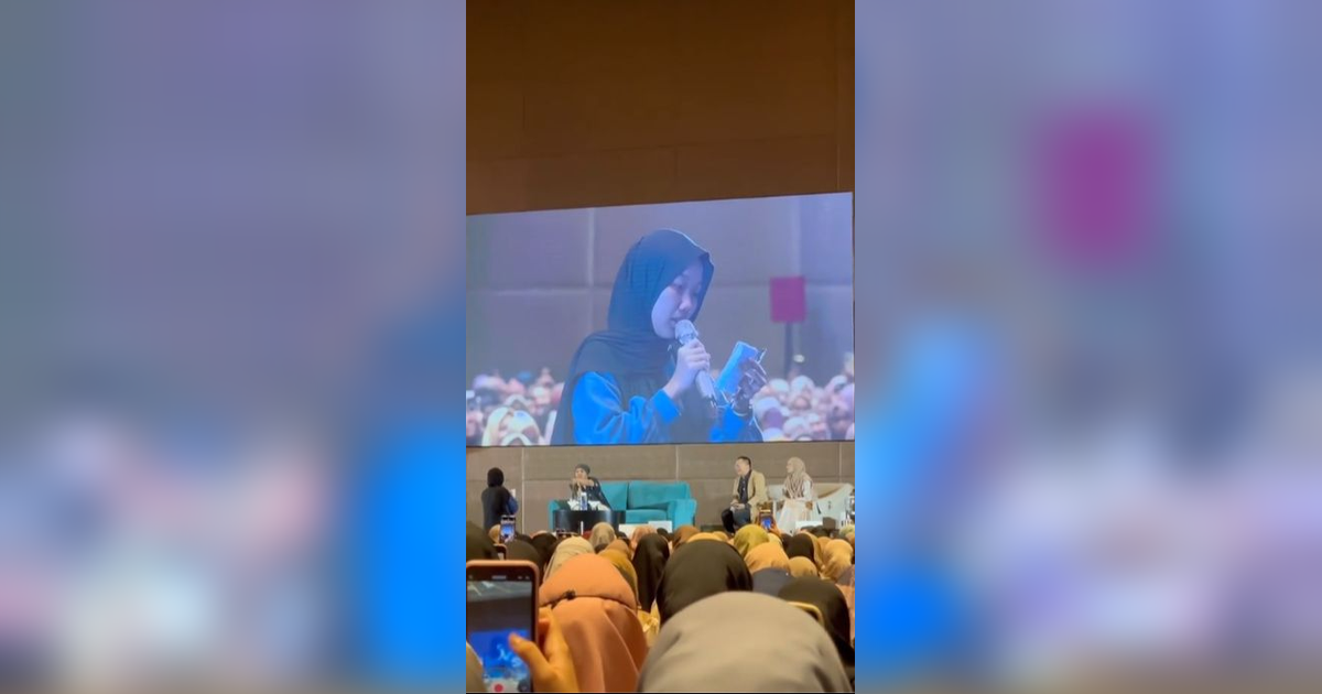 Kajian Rasa Stand Up, Momen Wanita Bertanya pada Ustaz Ini Bikin Ngakak Jemaah Lainnya