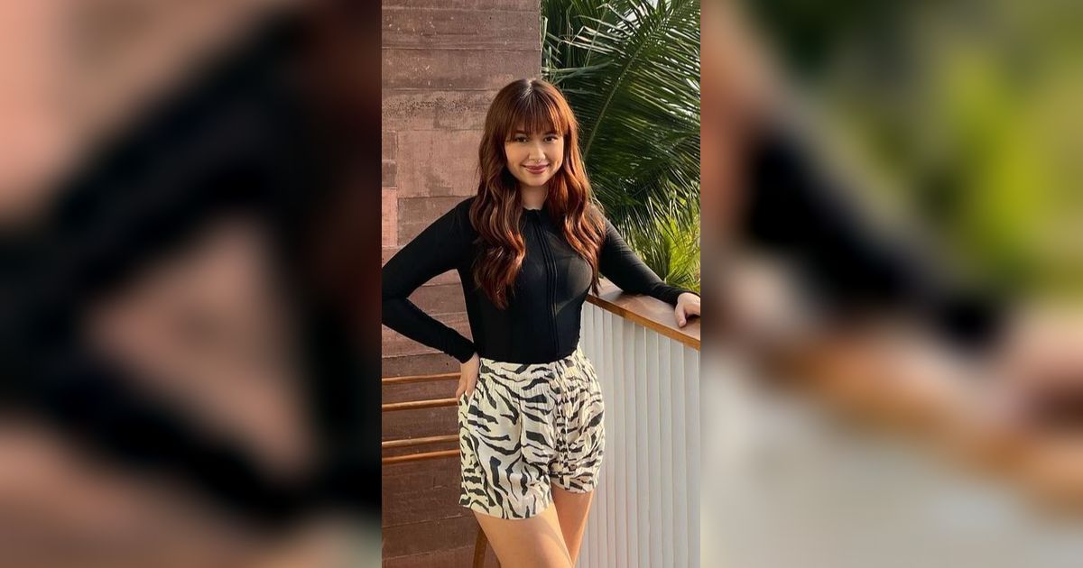 Potret Rebecca Klopper saat Ikut Kajian, Tampil Cantik dalam Balutan Hijab
