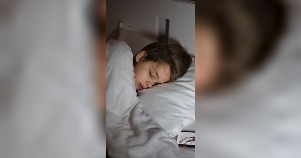 Cara Mengatasi Anak yang Sering Tidur Larut Malam, Ketahui Penyebabnya