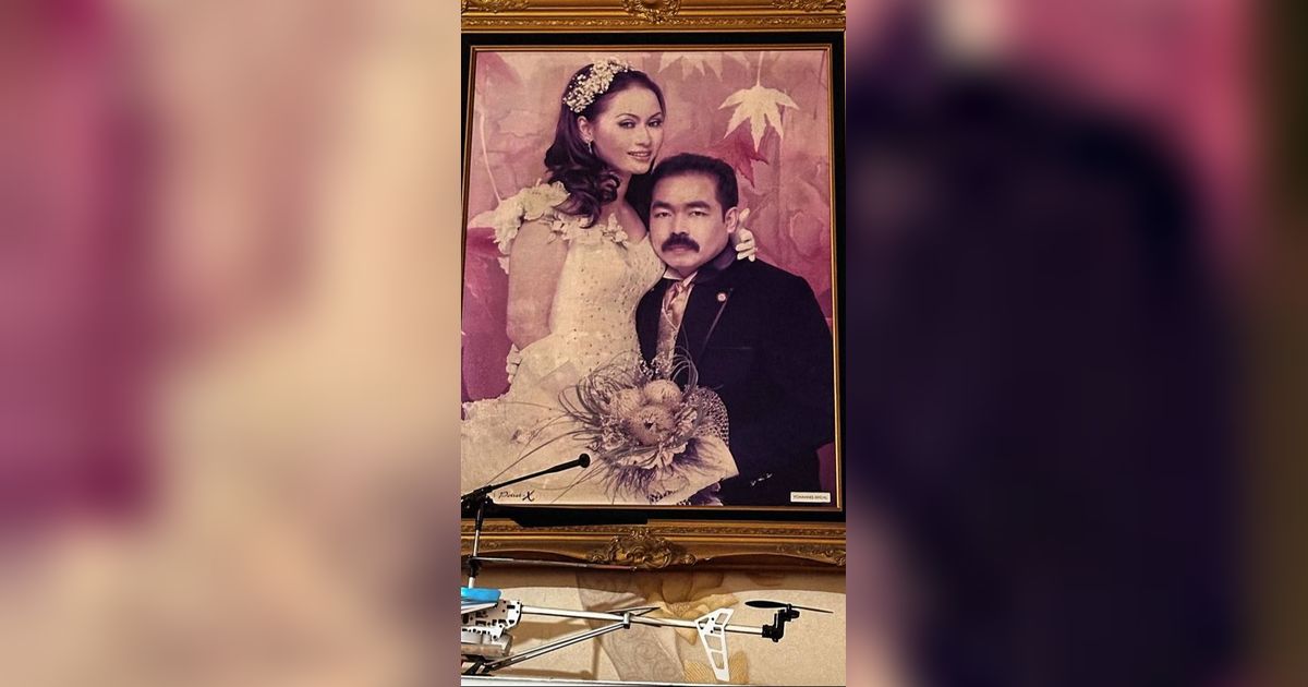 8 Potret Jadul Pernikahan Inul Daratista & Adam Suseno, Cuma Modal Rp500 Ribu Semewah ini
