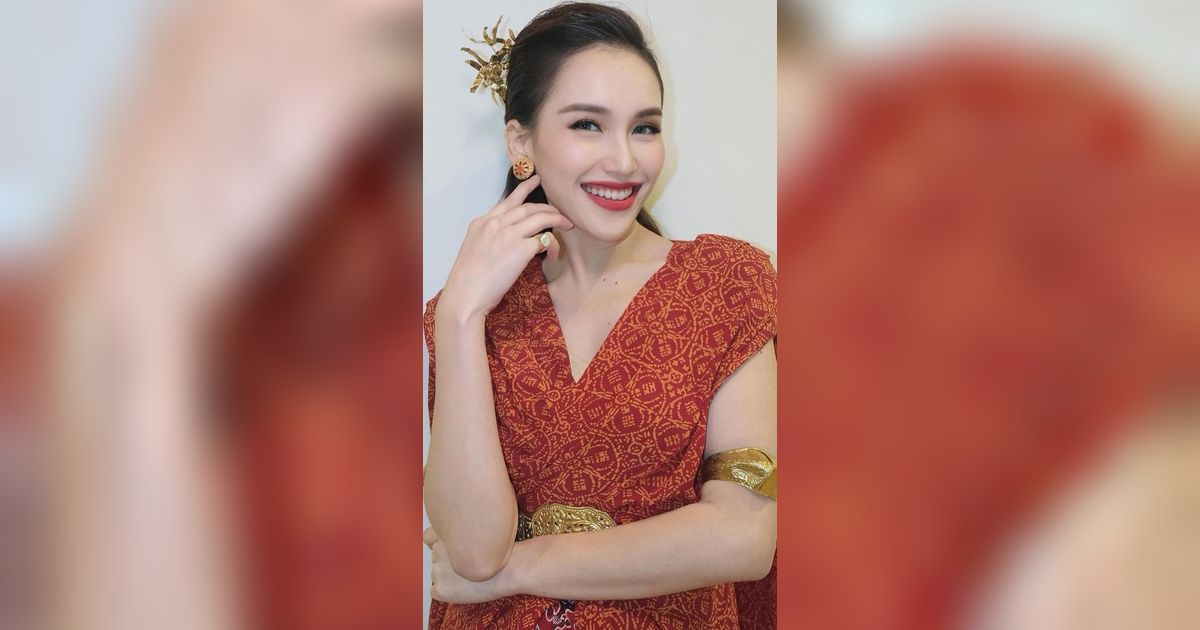 Penampakan 7 Potret Kamar Mandi Unik Milik Artis, Ada Dua Model Kloset di Satu Ruangan