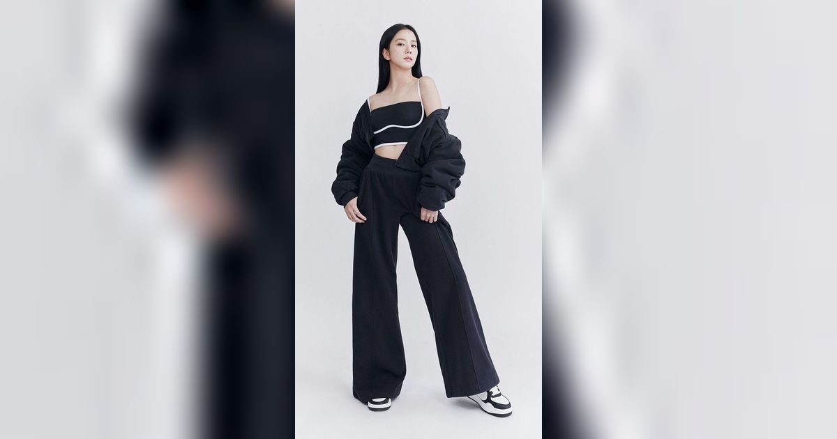 Style Jisoo Blackpink Berbalut Sport Bra, Produknya Laris Manis Sampai Sold Out