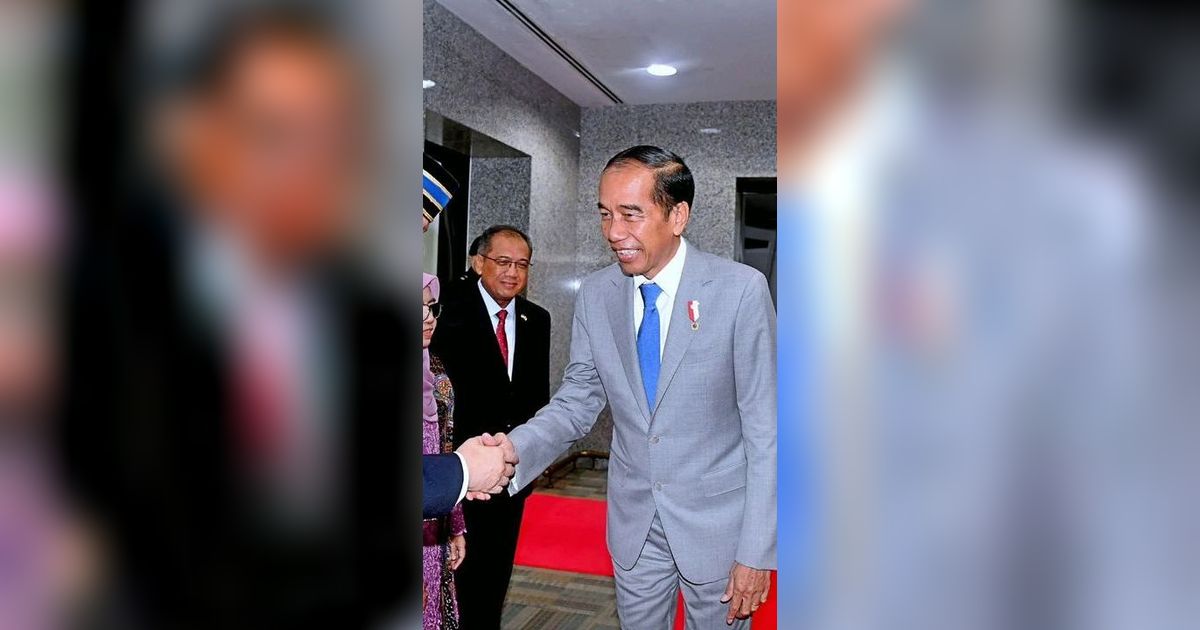 VIDEO: Istana Buka Suara Panas Soal Pemakzulan Presiden Jokowi di Tahun Pemilu 2024