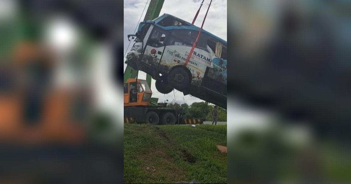 Korban Tewas Kecelakaan Bus Rombongan Siswa dan Guru SMAN 1 Sidoarjo di Tol Ngawi jadi 2 Orang