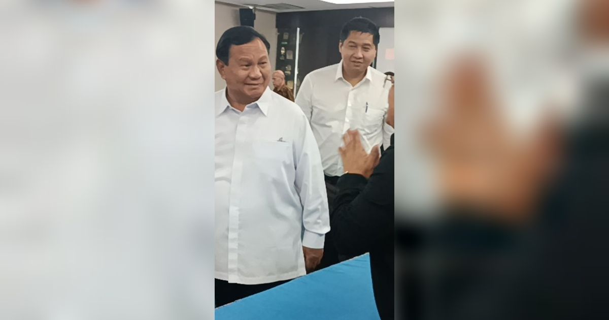 Senyum Lebar Maruarar Sirait Dampingi Prabowo Setelah 3 Hari Keluar dari PDIP