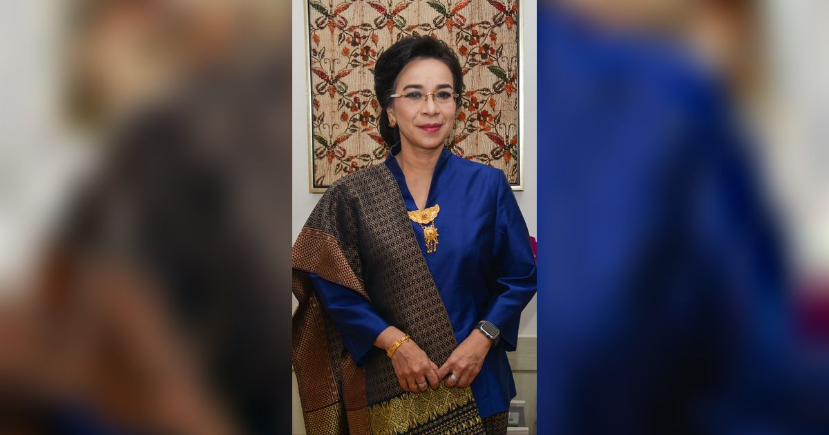 Nadiem Makarim Tunjuk Chatarina Muliana Girsang  Jadi Plt Rektor UNS