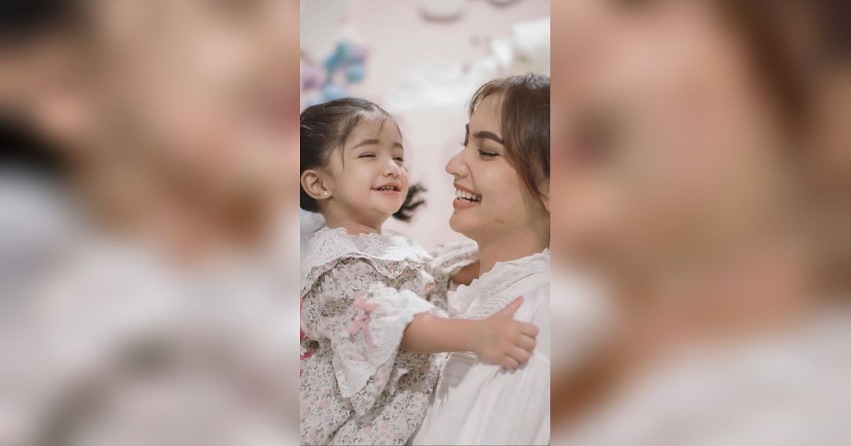 Foto-foto Ulang Tahun Jema Anak Syafira Haddad yang Mirip Princess Jasmine