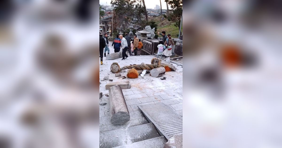 VIDEO: Mengerikannya Gempa Jepang, Mobil Bergoyang, Jalanan Hancur, Laut Bergolak