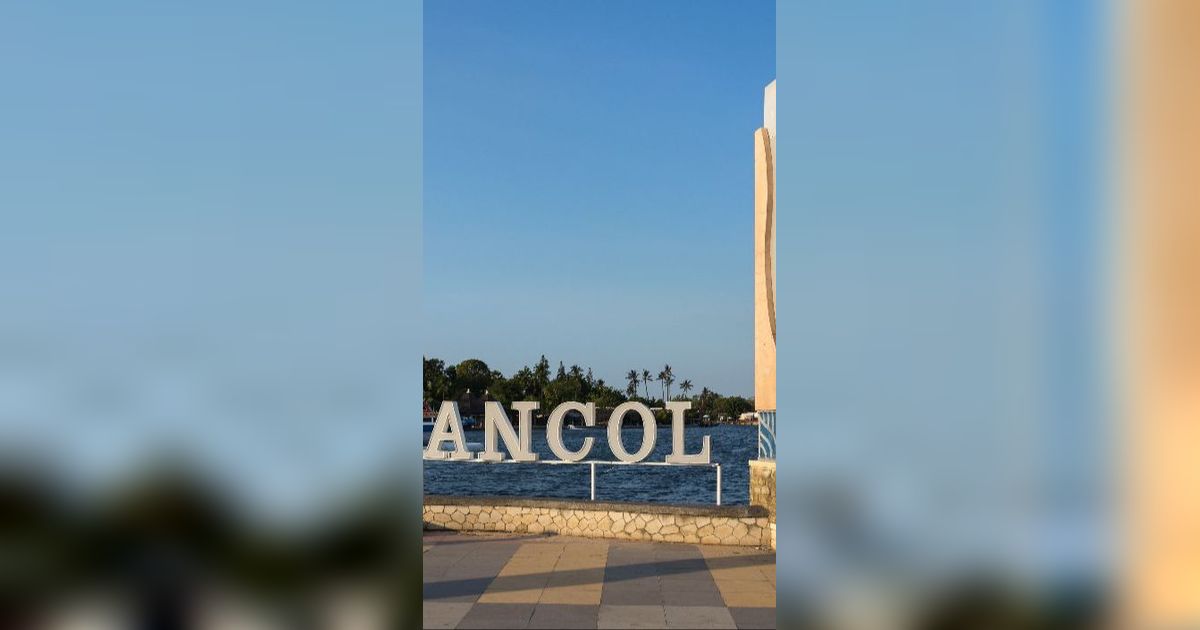 Hari Kedua Tahun 2024, Pantai Ancol Dipadati Ribuan Wisatawan