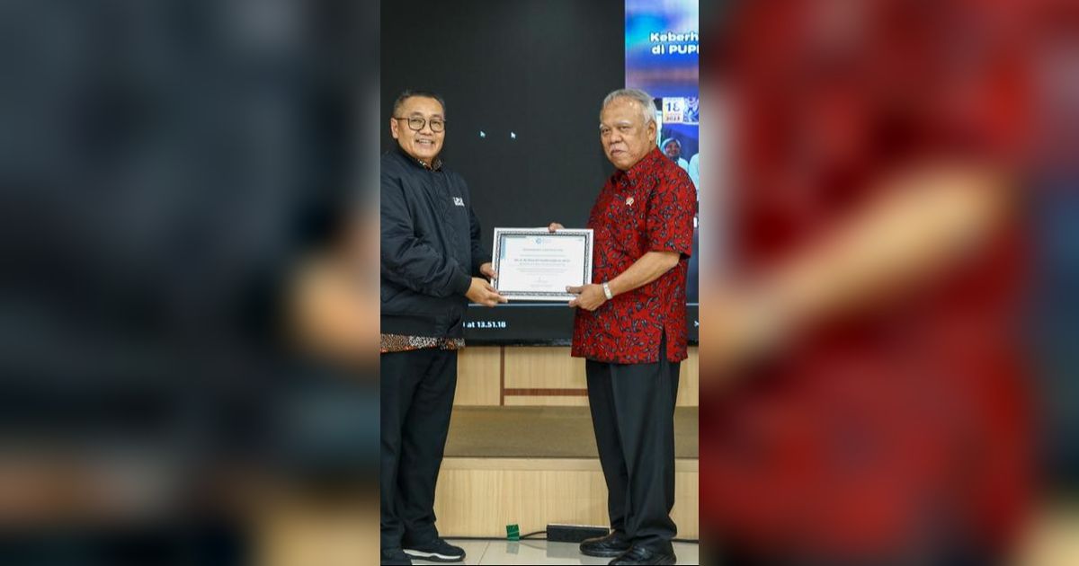 Jelang Pergantian Tahun, Menteri Basuki Mendapatkan Gelar Honorary Coach ESQ